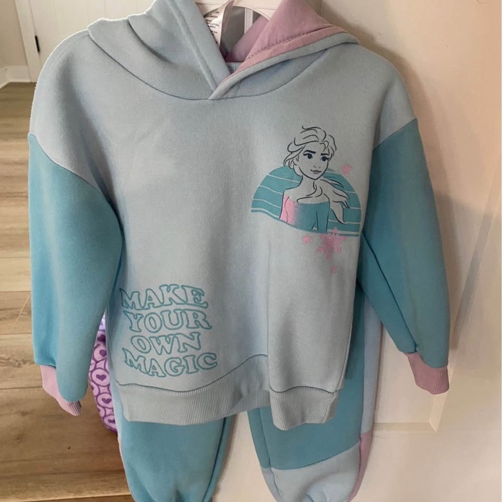 Disney Frozen Blue and Pink Hoodie Sweatpants Set with Elsa Design Size 3T
